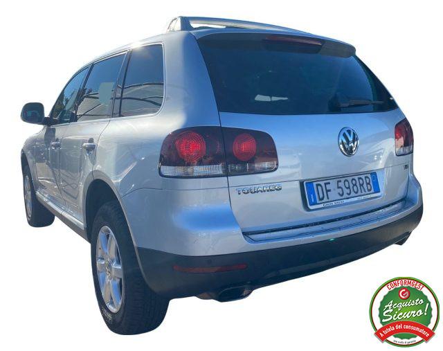 VOLKSWAGEN Touareg 2.5 R5 TDI DPF tiptronic