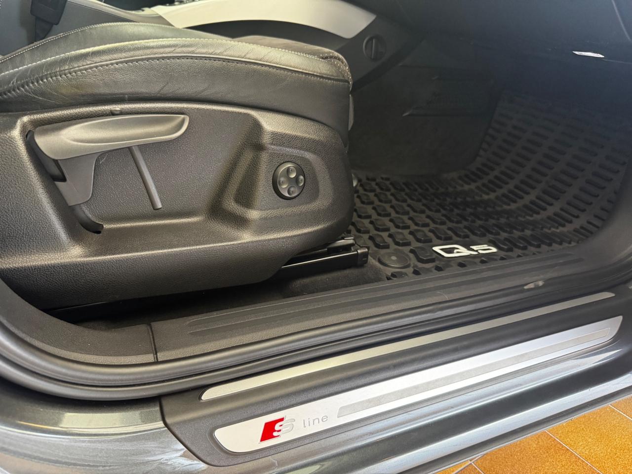 Audi Q5 Sline QUATTRO 170CV Stronic