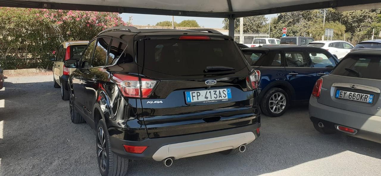 Ford Kuga 2018 - 2.0TDCI 150CV 4WD Powershift Titanium Lb automobili