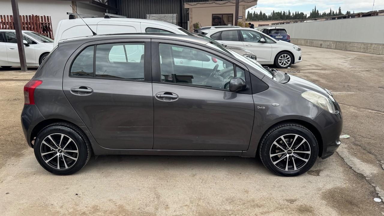 Toyota Yaris 1.4 D-4D 5 porte Sol