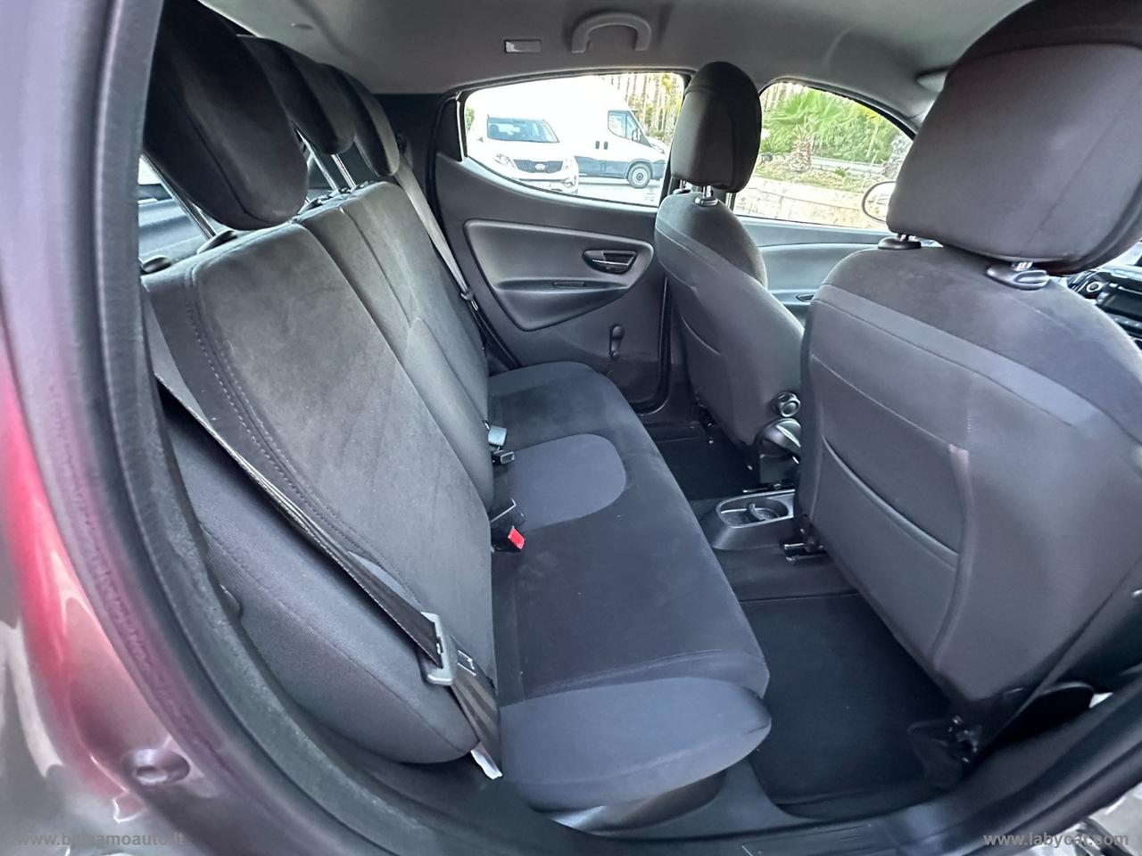 LANCIA Ypsilon 1.2 69 CV 5p. Gold