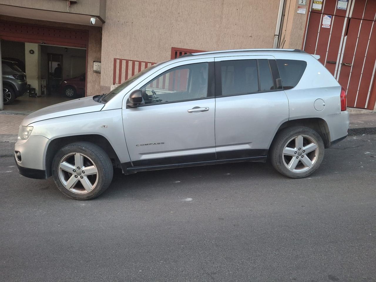 Jeep Compass 2.2 CRD Limited (GRANDINATA)