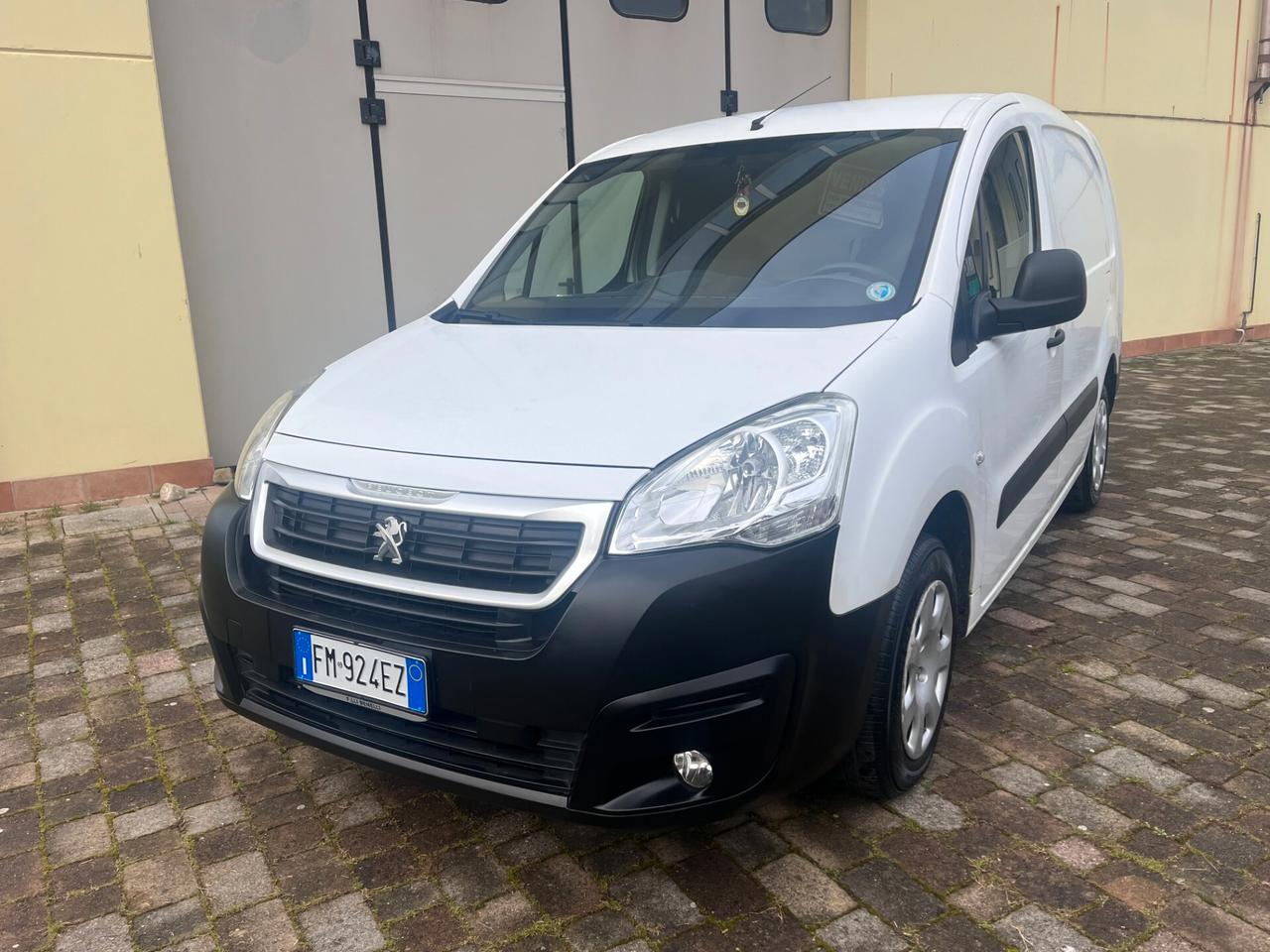 PEUGEOT PARTNER 1.6 HDI PASSO LUNGO