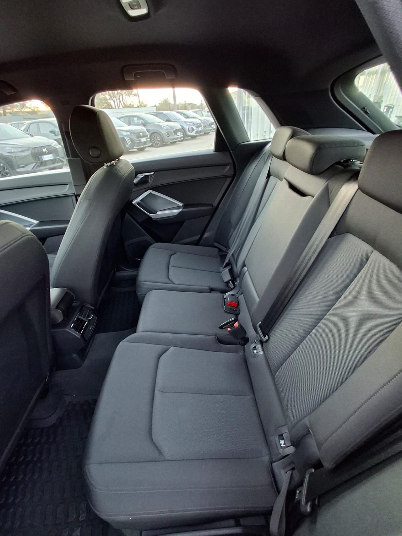 Audi Q3 2.0 TDI 150 CV quattro Business