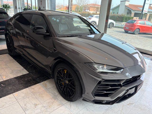 LAMBORGHINI Urus 4.0 650CV