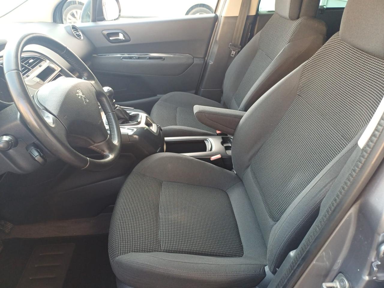 Peugeot 5008 BlueHDi 7 posti PERFETTA - 2016