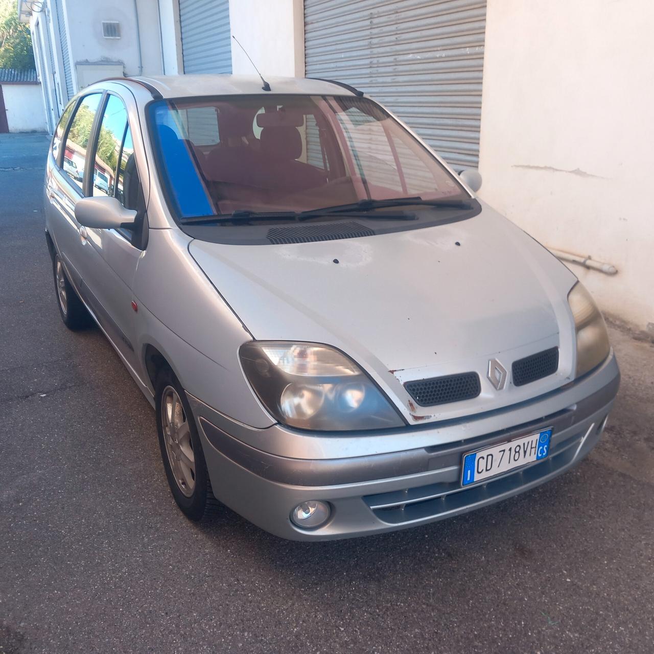 Renault Scenic Grand Scénic 1.9 dCi Luxe Dynamique