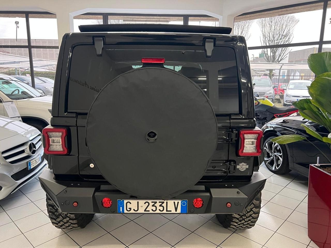 Jeep Wrangler Unlimited 2.2 Mjt II Sahara