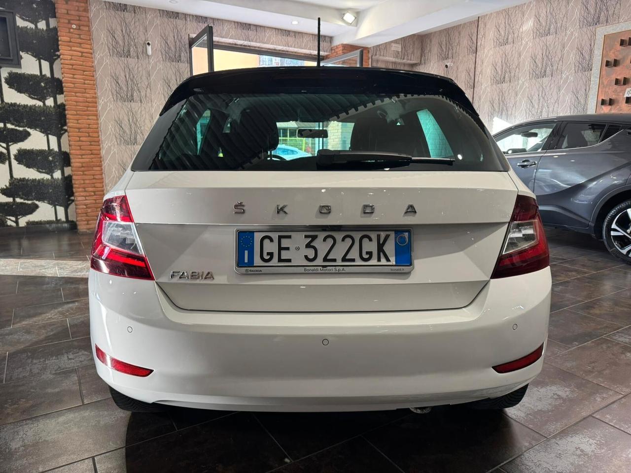 Skoda Fabia 1.0 MPI 60 CV Twin Color Nero