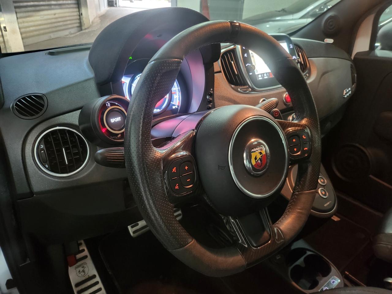 Abarth 595 1.4 Turbo T-Jet 180 CV Competizione