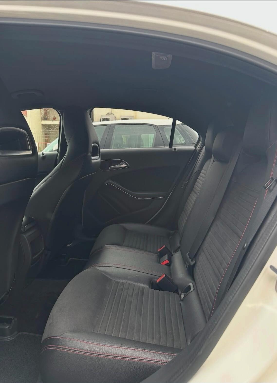 Mercedes-benz A 180 d Premium