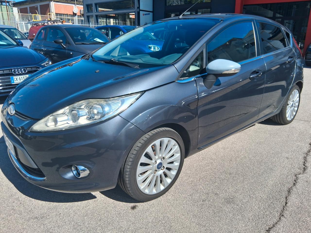 Ford Fiesta 1.4 TDCi 68CV 5 porte Titanium