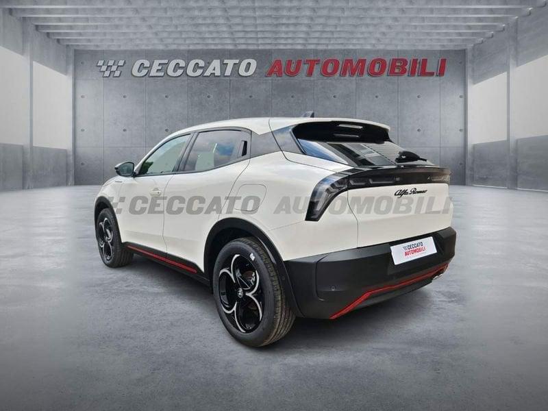 Alfa Romeo Junior Junior 1.2 ibrida Speciale 136cv edct6