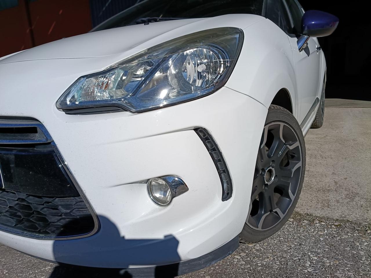 DS DS3 Sport Chic 1.6 Blue HDi 100 #9596