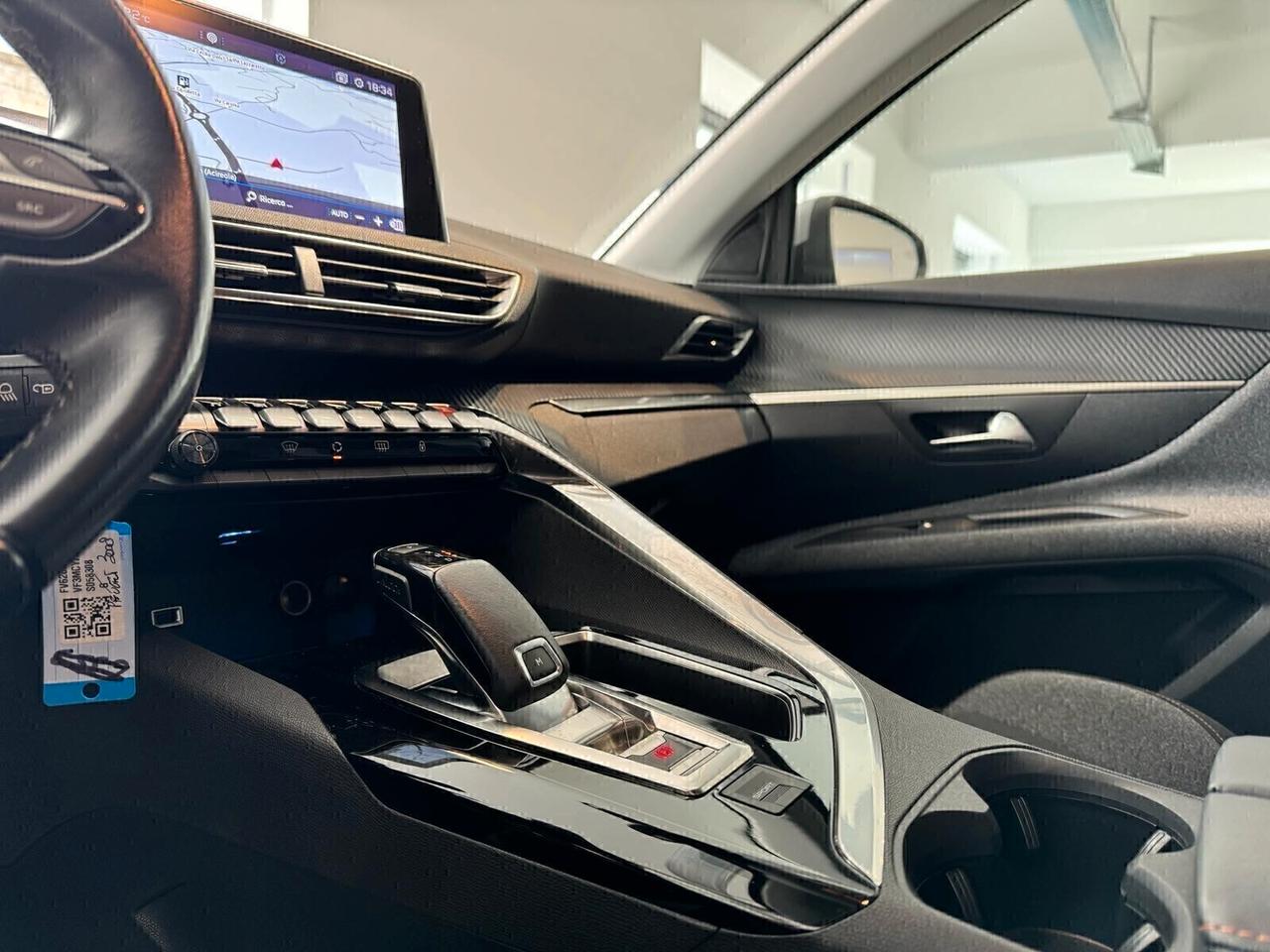 Peugeot 3008 BlueHDi 130 S&S Allure