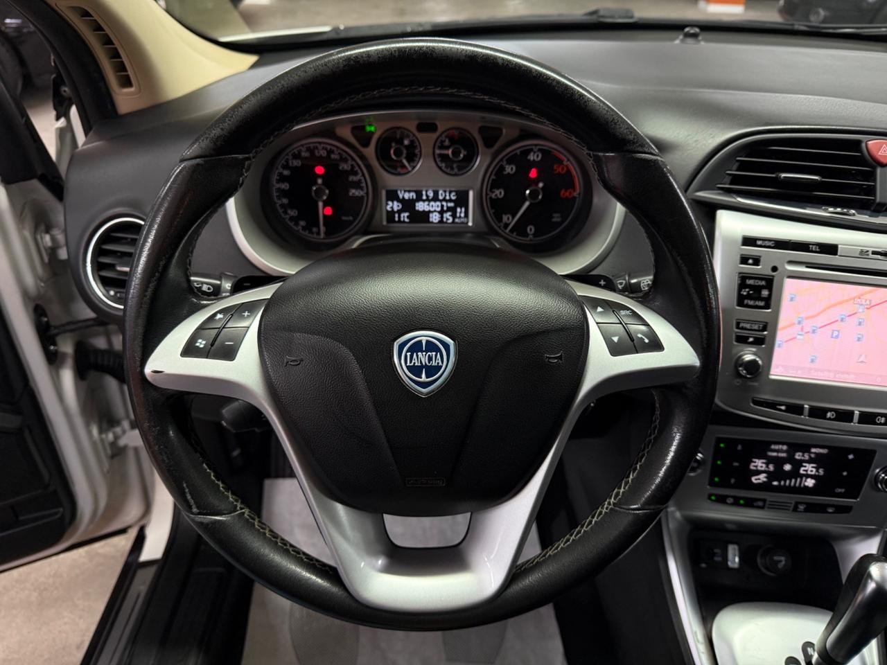 Lancia Delta 1.6 MJT DPF Cambio Automatico - 12/2013