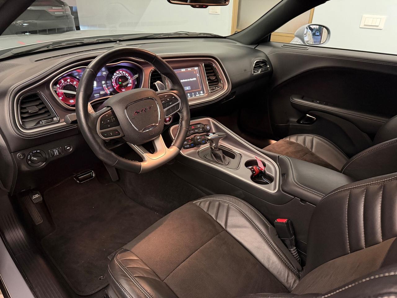 Dodge Challenger 6.2 V8 HELLCAT SRT Redeye Widebody 807cv at8