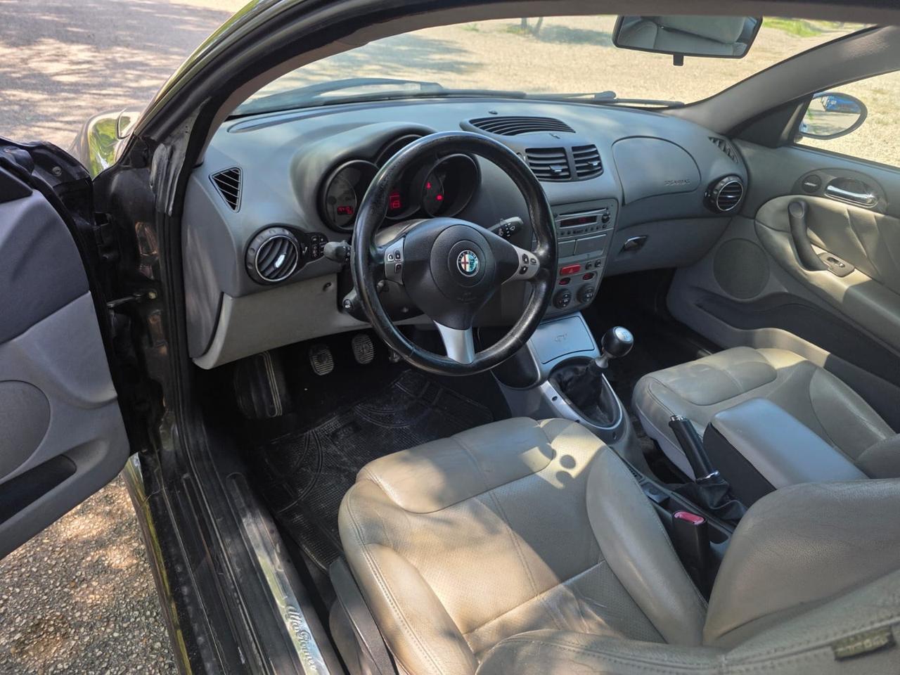 Alfa Romeo GT 1.9 MJT 16V Luxury