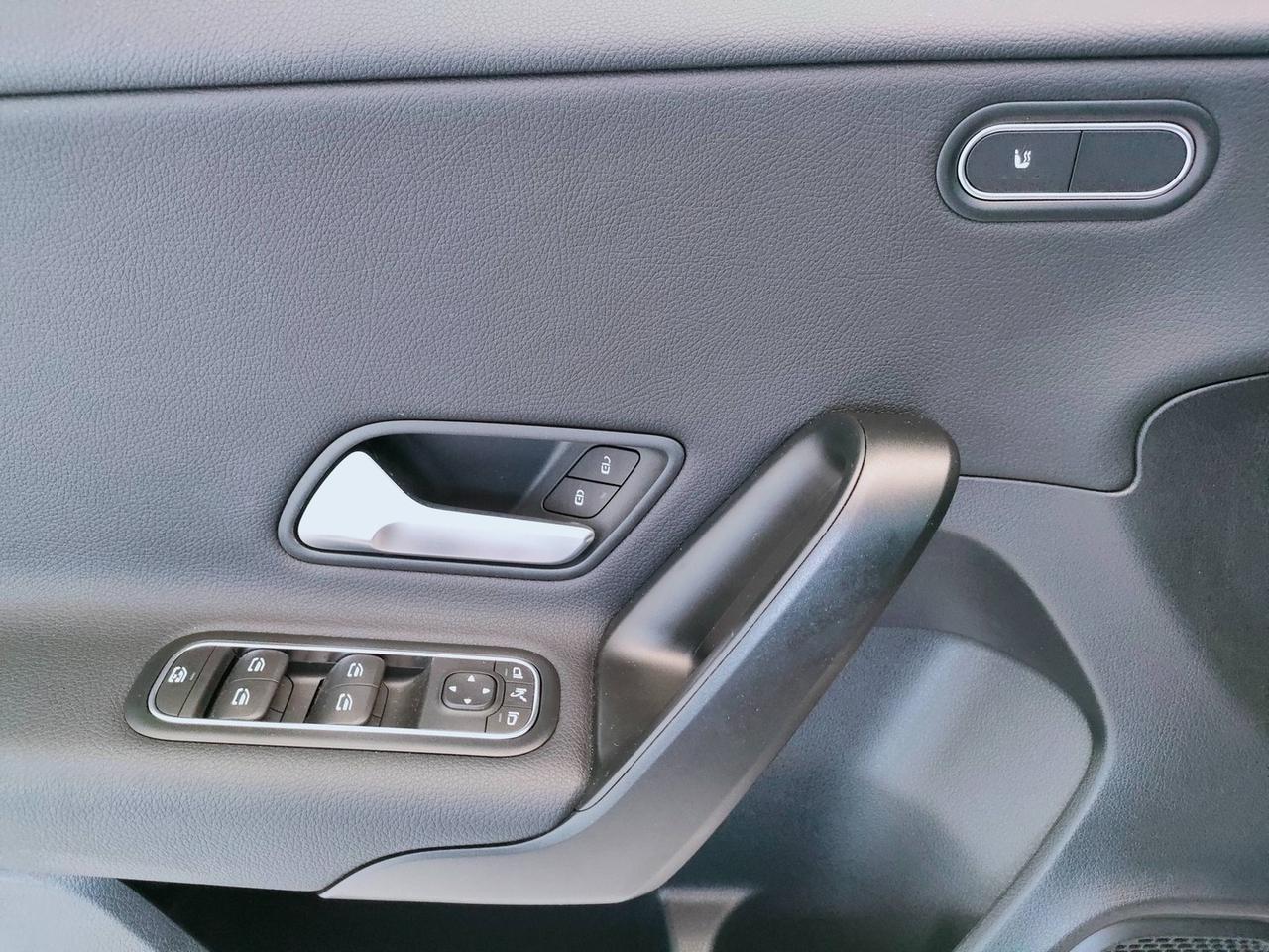 Mercedes-Benz Classe A - W177 2023 - A 180 Advanced auto
