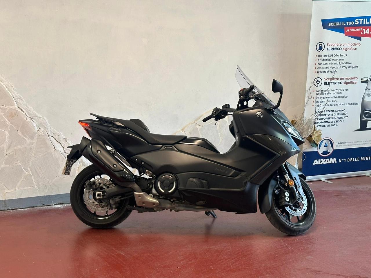 YAMAHA T-Max 560