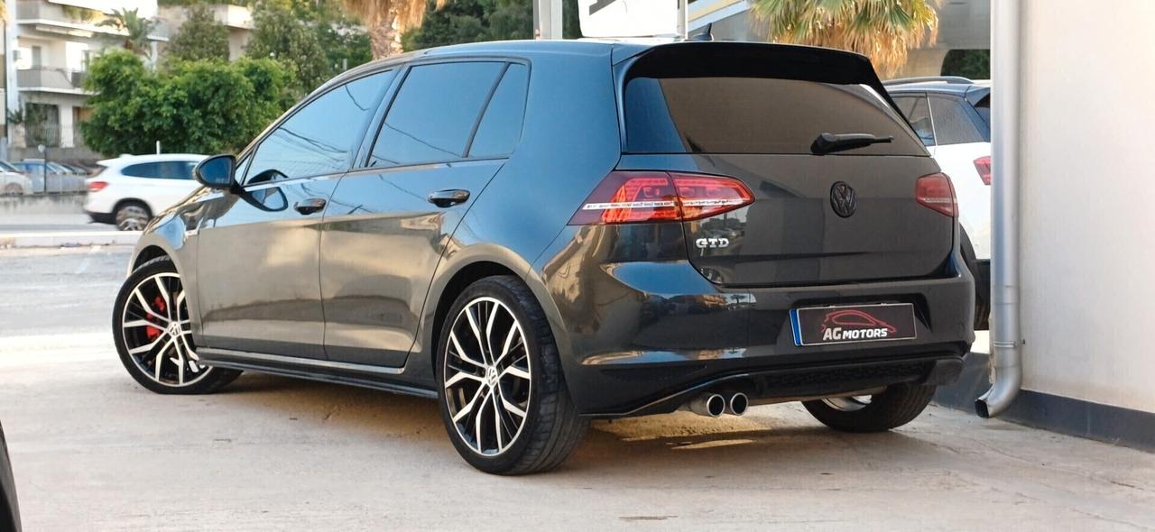 Volkswagen Golf GTD 2.0 TDI DSG