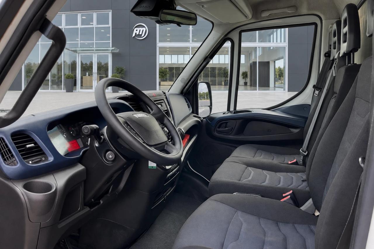 Iveco Daily 35 C14S 3450 cab. - 3 posti +IVA