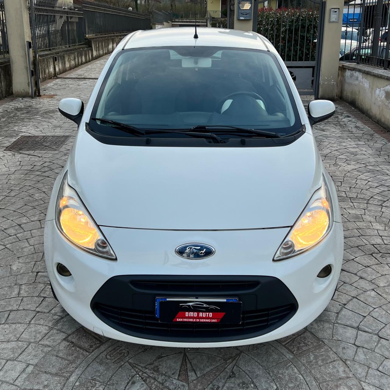 Ford Ka 1.3 TDCi 75CV Titanium con SOLI 102.000 KM