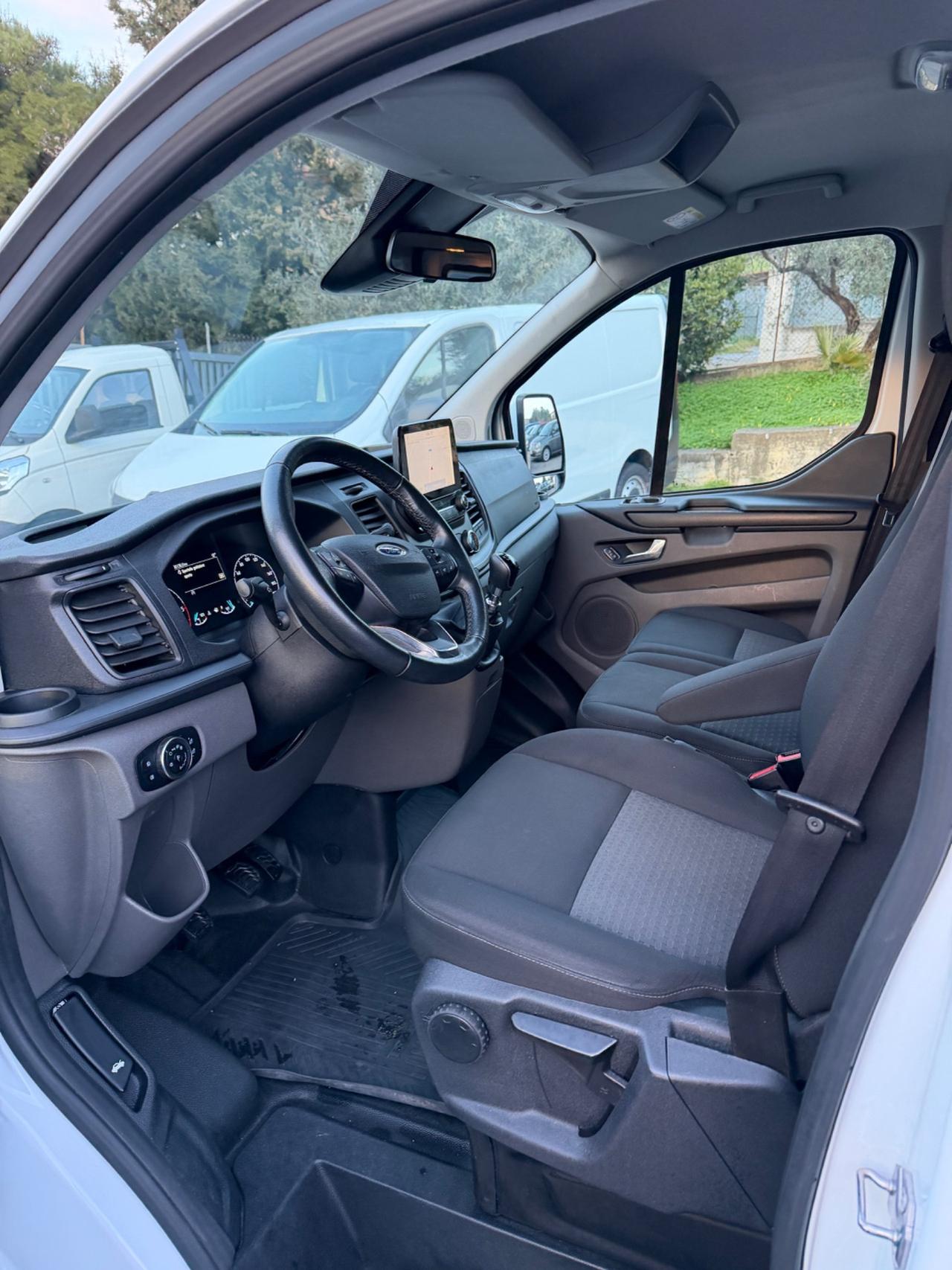 Ford Transit Custom 2.0 EcoBlue 130 9 posti 2023