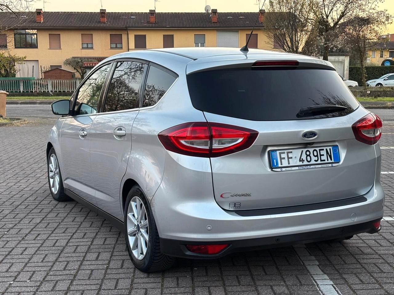 Ford C-Max 1.6 120CV GPL Titanium..CELL 320 147 1147 WUATSAPP