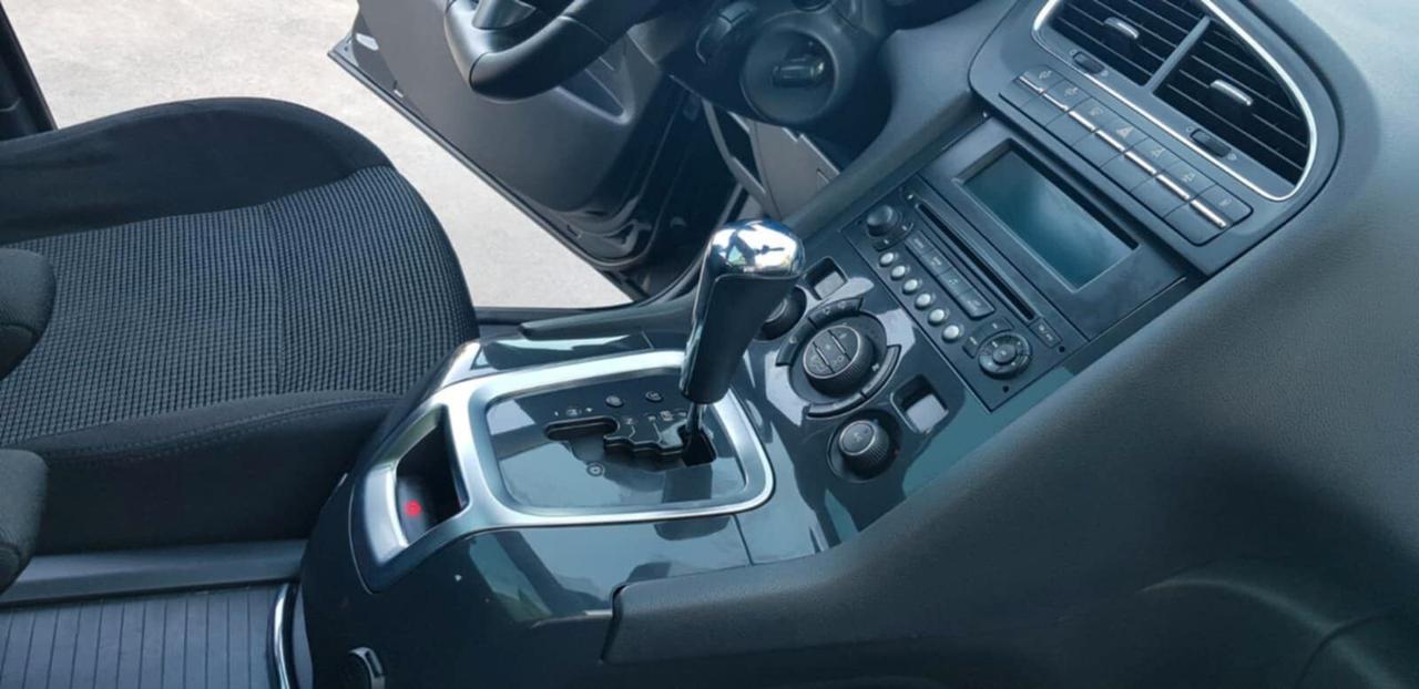 Peugeot 5008 2.0 HDi 163CV 7 POSTI UNIPROPRIETARIO