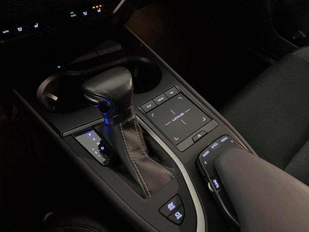 Lexus UX 250h 2.0 Hybrid Luxury 4WD Power Split Device