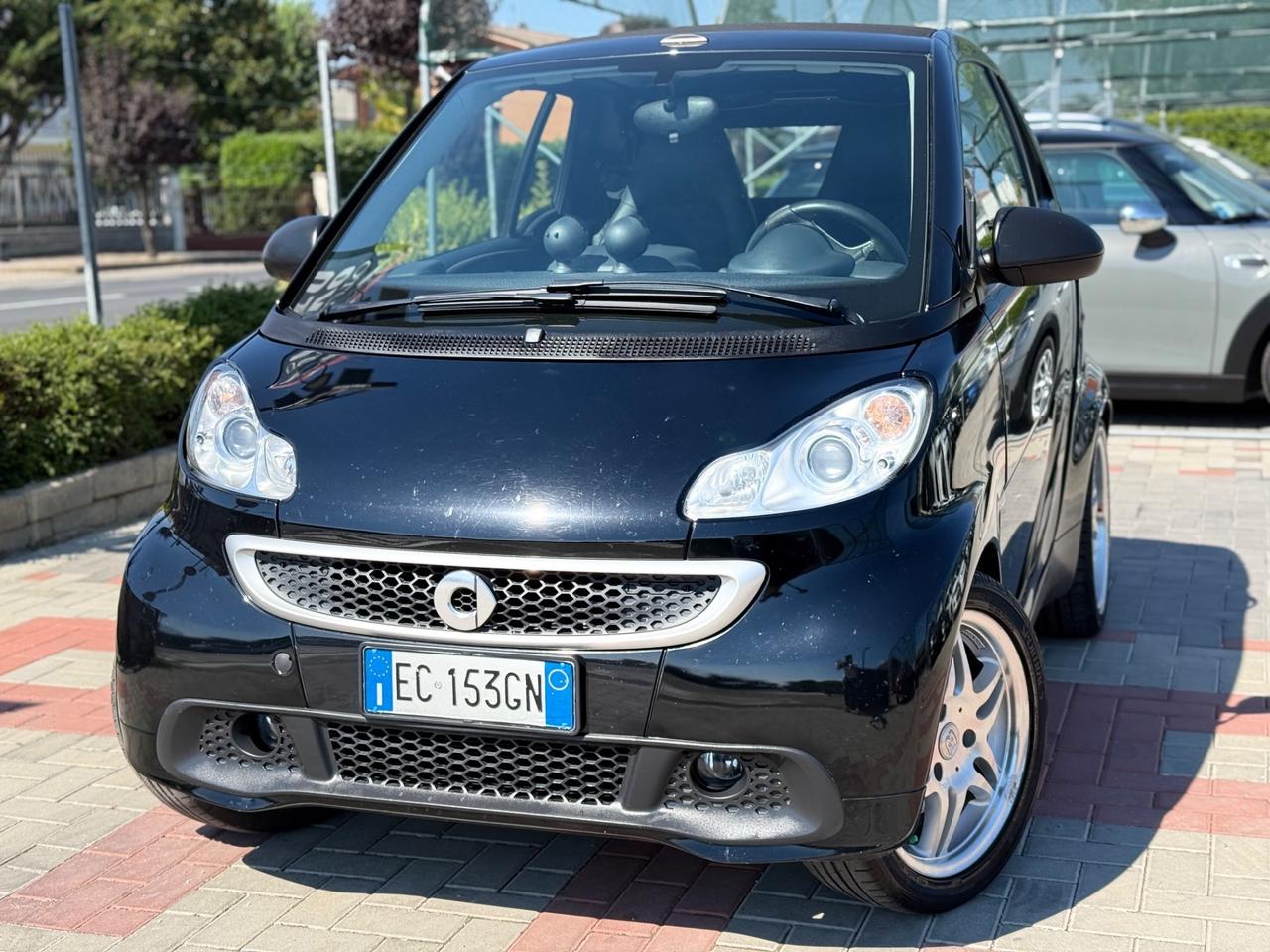 Smart ForTwo 1000 72 kW cabrio BRABUS Xclusive