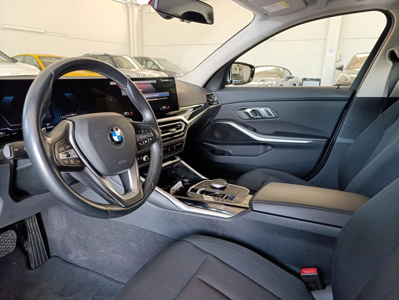 BMW 320 d Touring mhev 48V xdrive auto