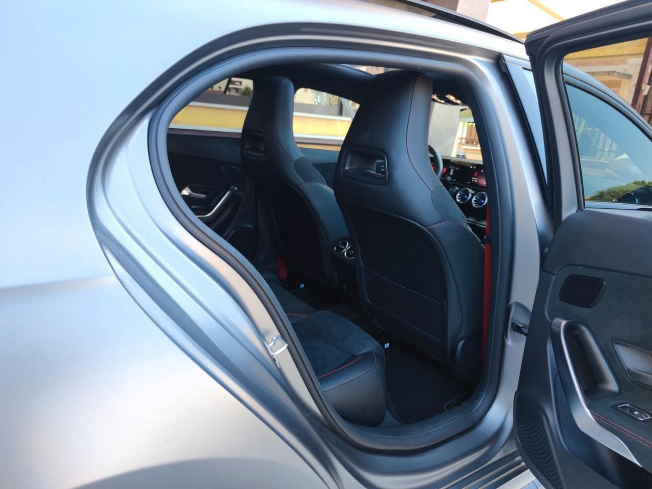 Mercedes-benz A 35 AMG MERCEDEA A35 306CV