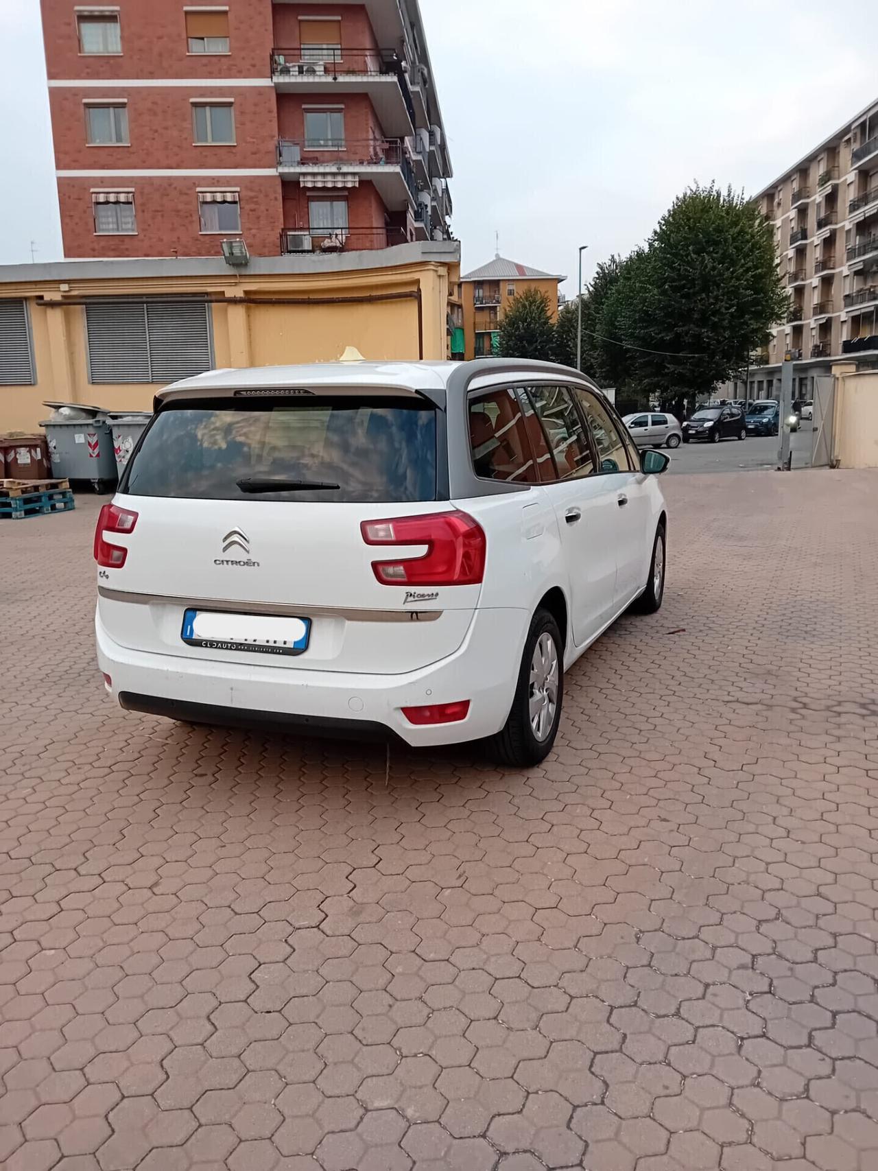 Citroen Grand C4 Picasso 7 posti - APERTI AD AGOSTO