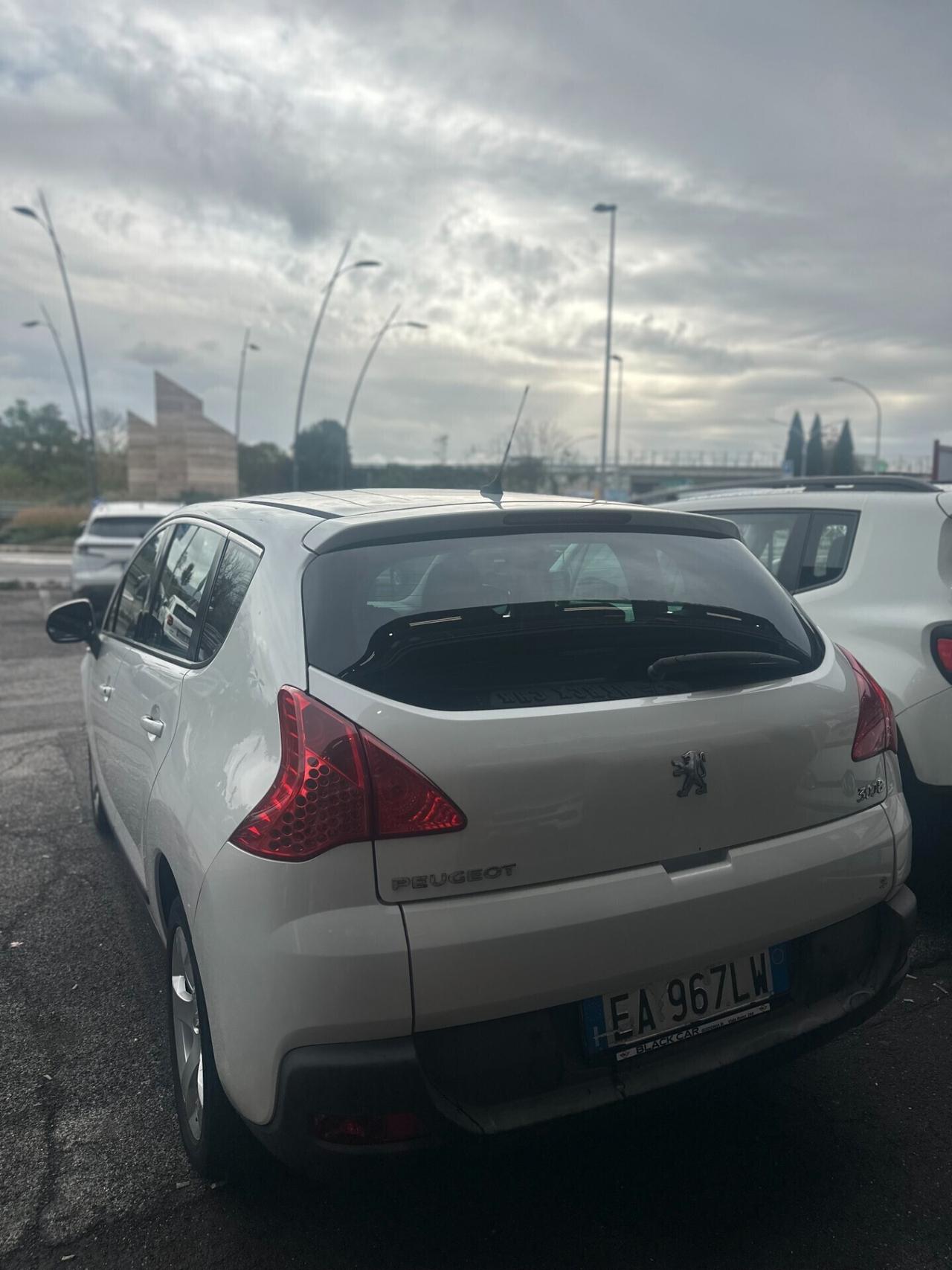 Peugeot 3008 1.6 HDi 110CV Business
