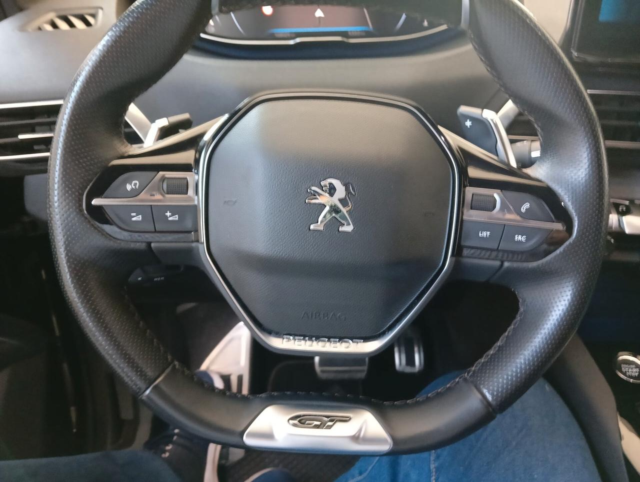 Peugeot 3008 BlueHDi 130 GT LINE cambio AUTOMATICO