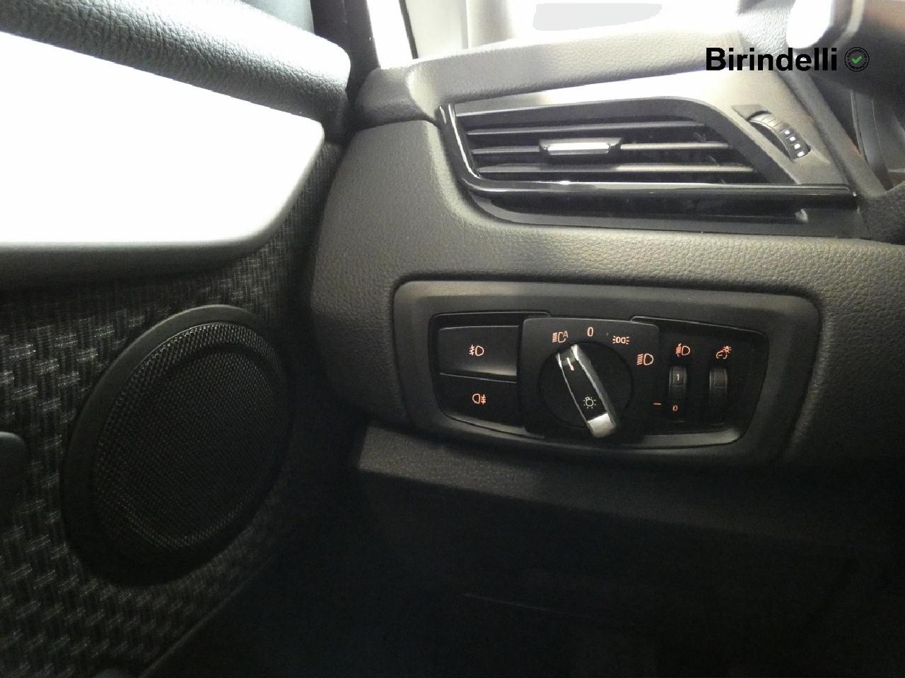 BMW Serie 2 A.T. (F45) - 216d Active Tourer Business