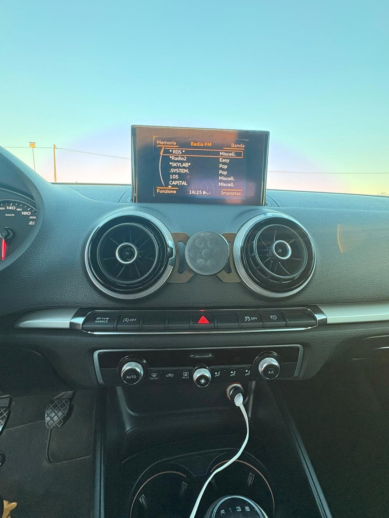 Audi A3 1.6 TDI S tronic Attraction