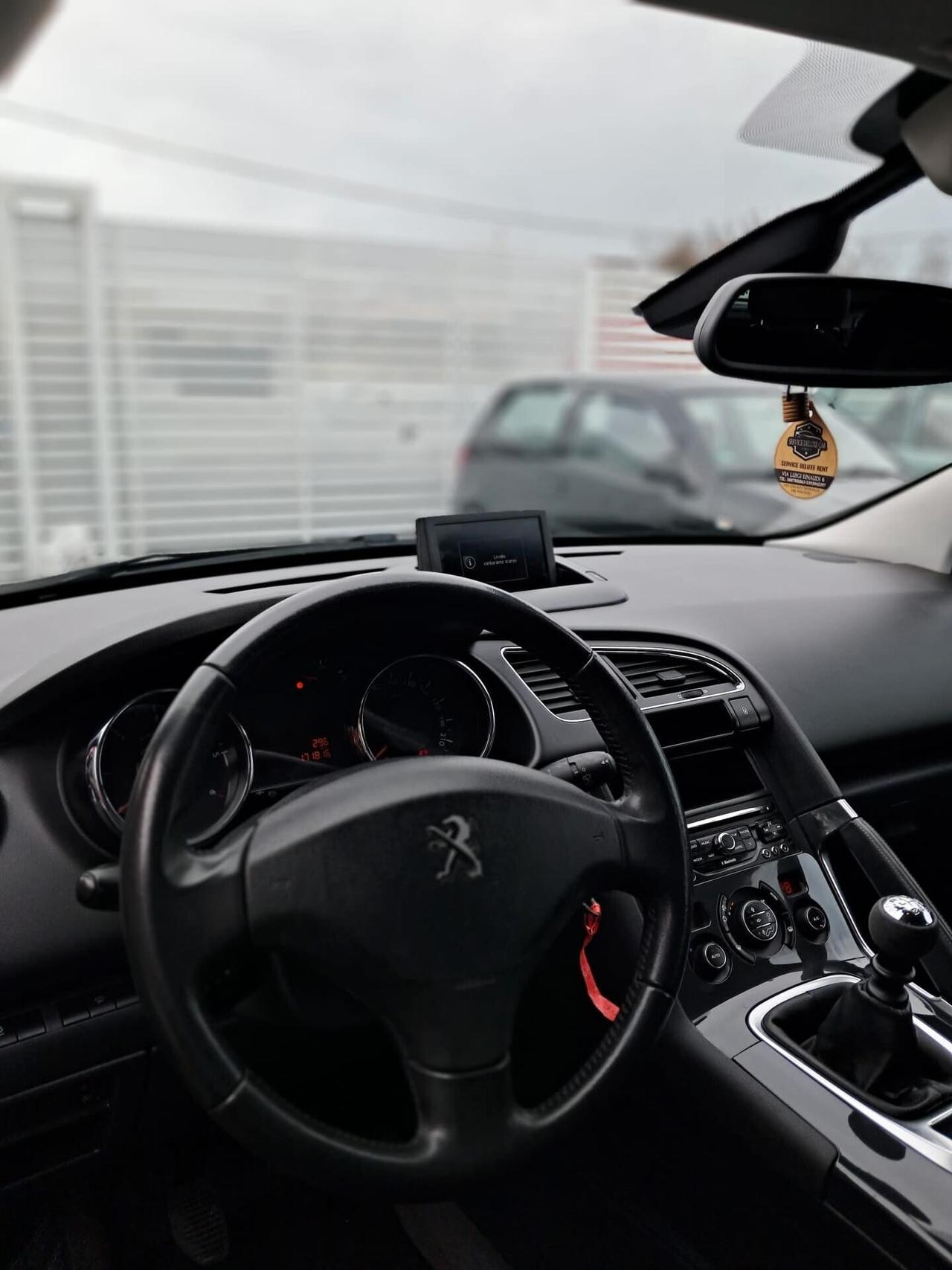 Peugeot 3008 BlueHDi 120 S&S Business