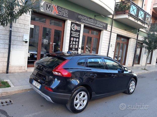 Volvo V40 Cross Country D2 1.6 DIESEL 114CV