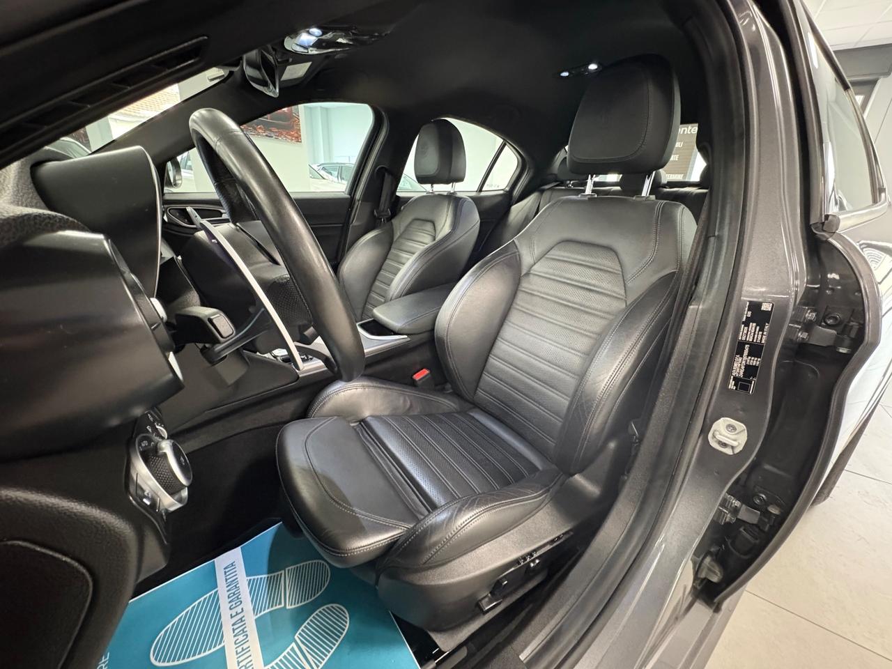 Alfa Romeo Giulia 2.0 280CV AWD Q4 VELOCE