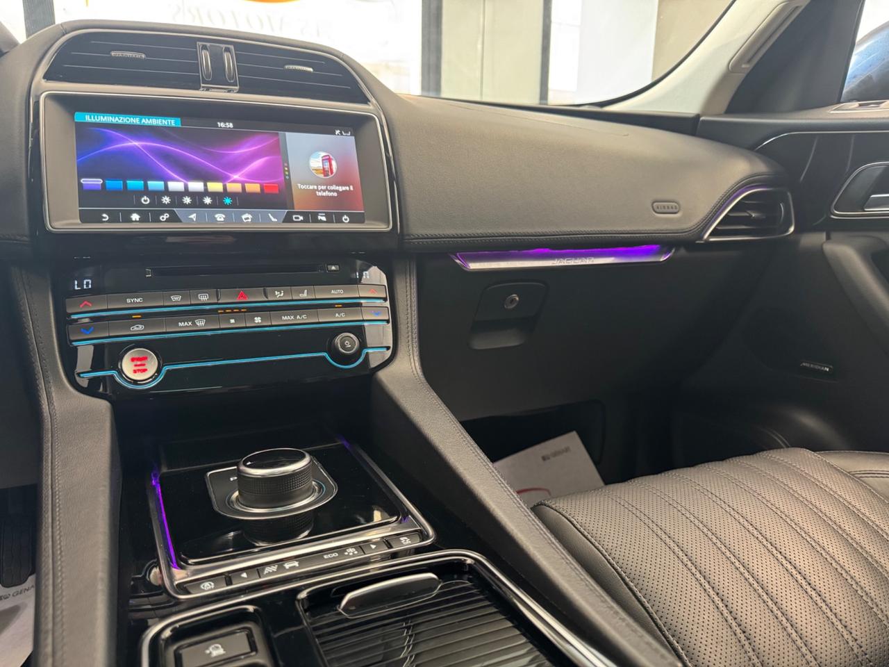Jaguar F-Pace 2.0 D 180 CV AWD R-Sport Tetto