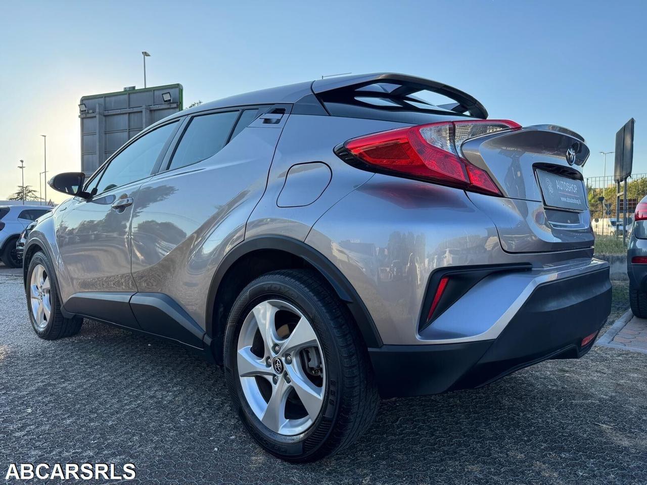 TOYOTA - C-HR - 1.8 Hybrid E-CVT Active - NEOPATENTATI - FINANZIABILE - PERMUTE
