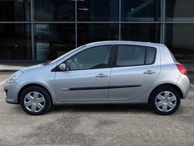 RENAULT Clio 1.2 BENZ 75 CV 16V 5 porte ADATTA NEOPATENTATI