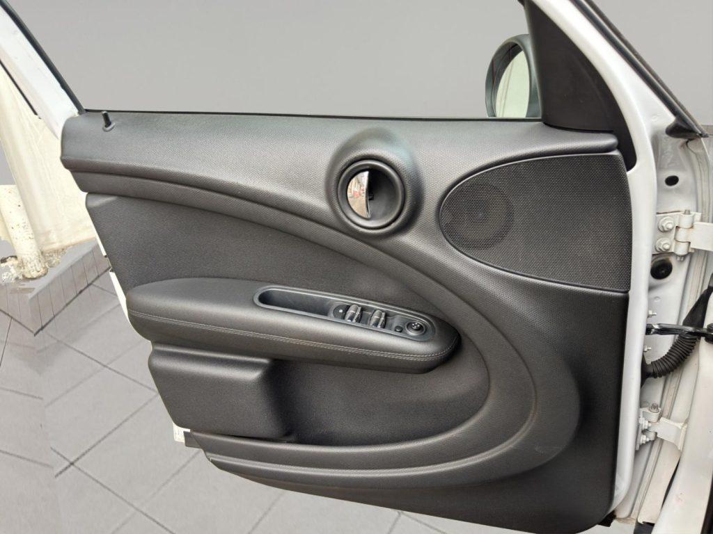 MINI Mini Countrym.(R60) Mini 1.6 Cooper D Coun...