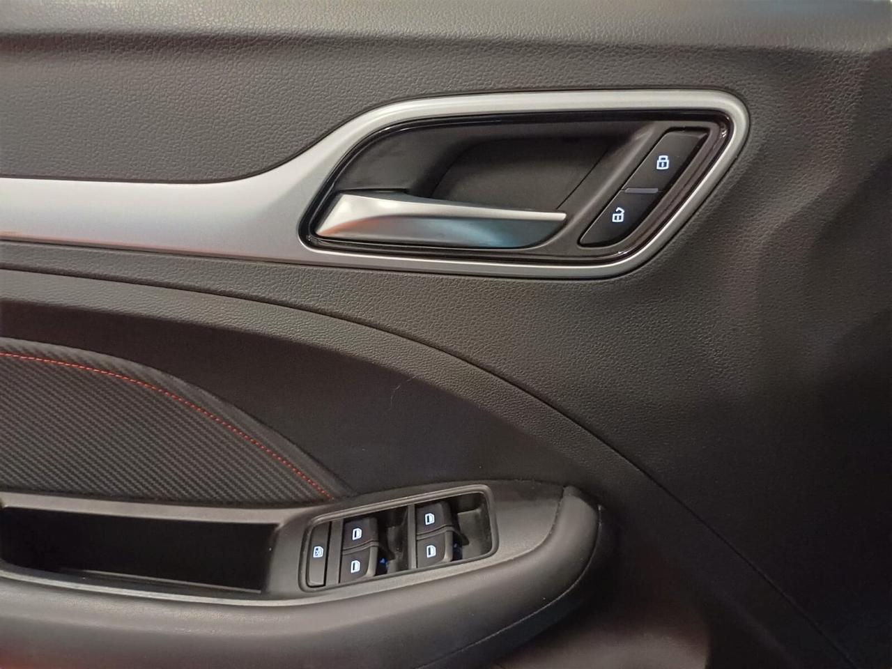 Mg ZS 1.5 VTi-tech Luxury | da € 217,00 al mese