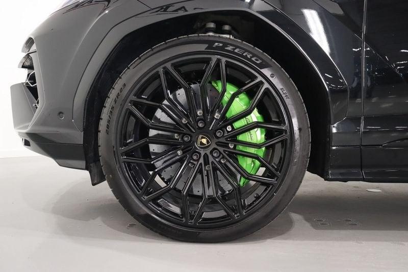 Lamborghini Urus 4.0 SE