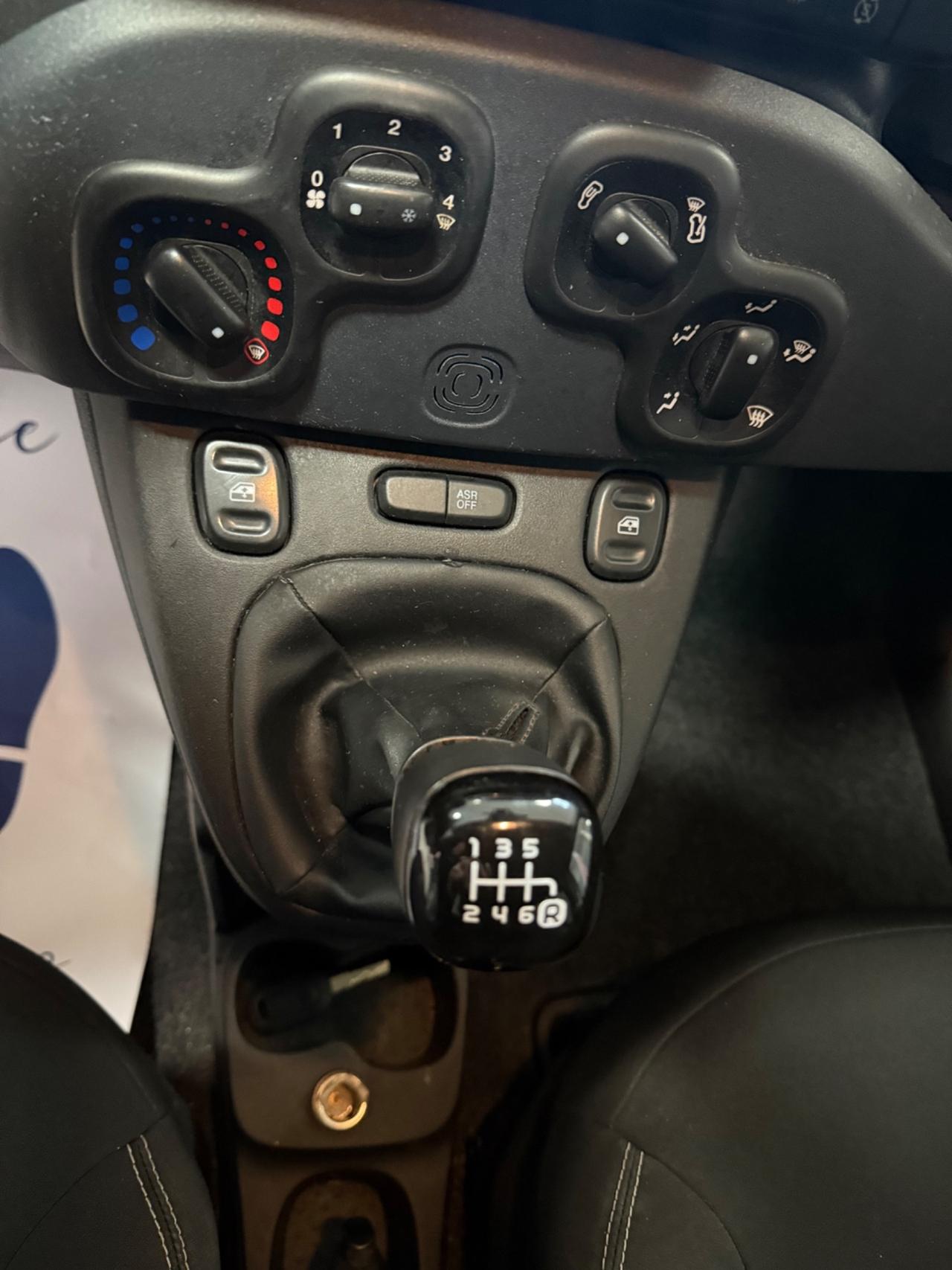 Fiat Panda 1.0 GSE S&S Hybrid Pop Van Iva Compresa