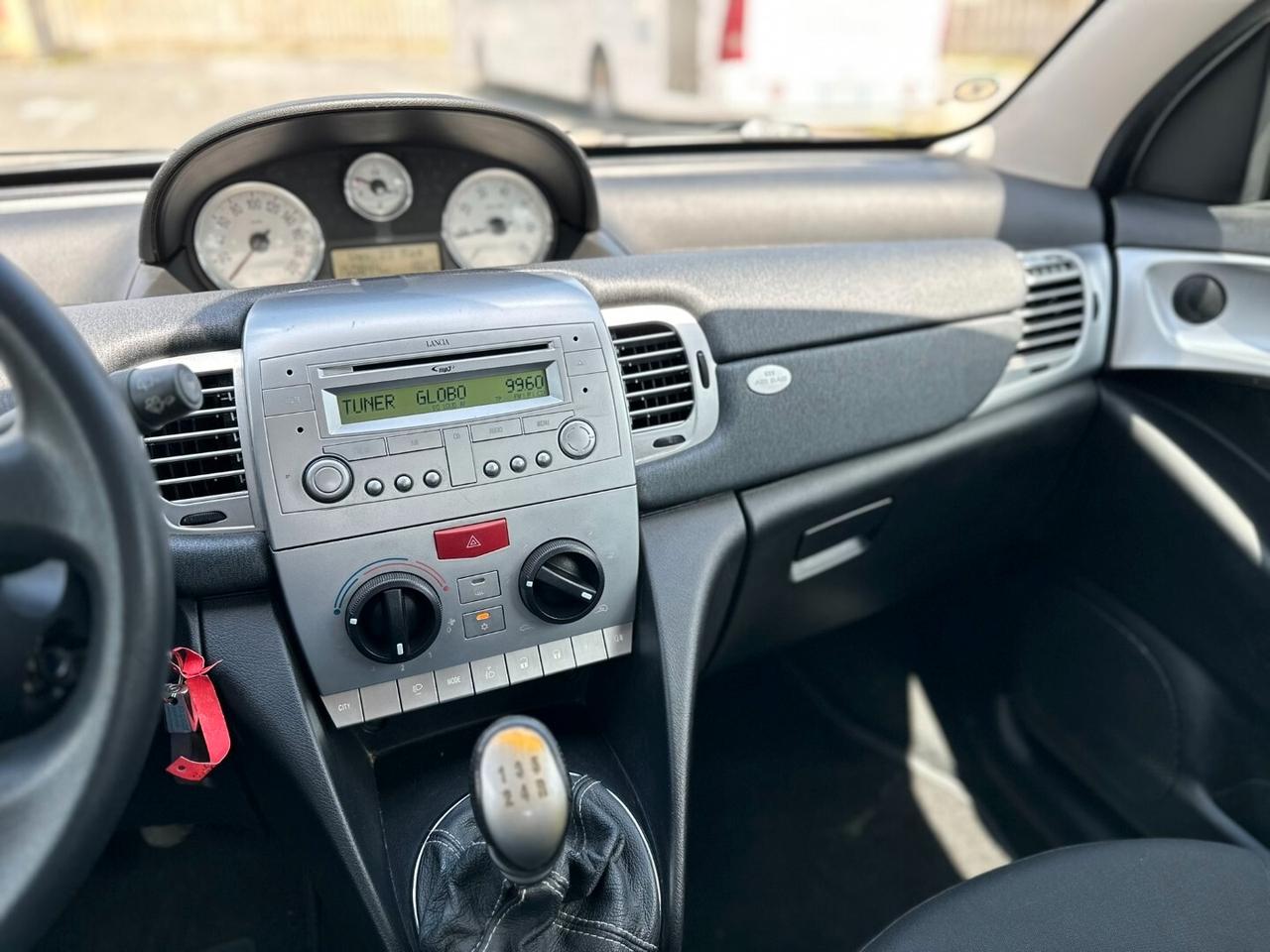 Lancia Ypsilon 1.4 GPL 77cv *NEOPATENTATI*GARANZIA12MESI* - 2012